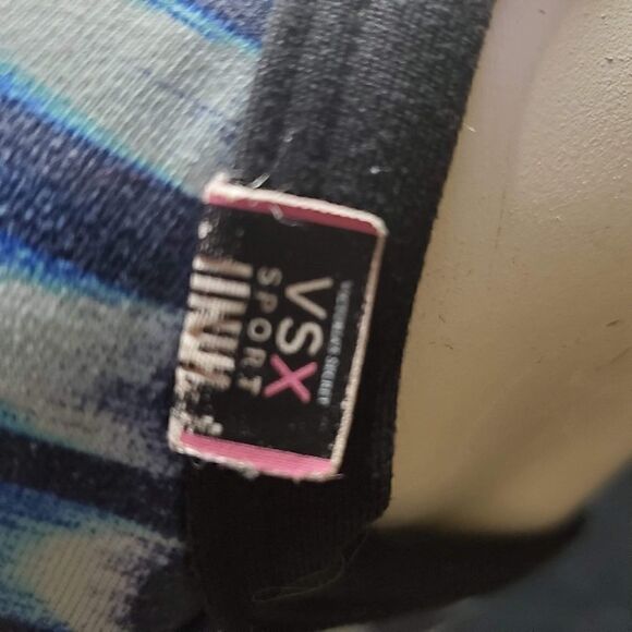 VICTORIA'S SECRET VSX SPORT BRA - Picture 3 of 4